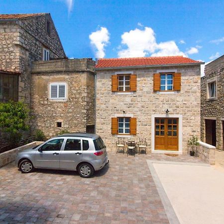 House Tia Villa Vrboska Buitenkant foto