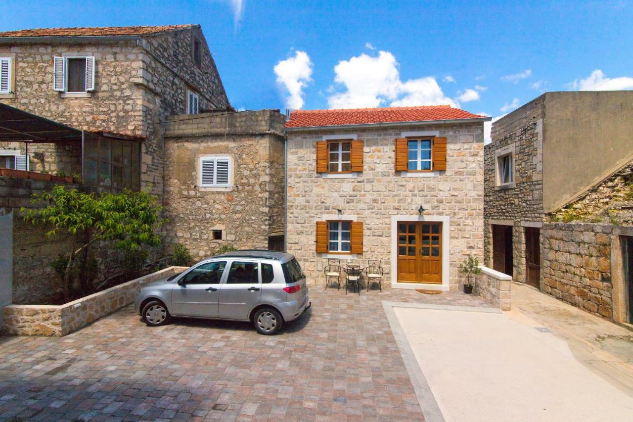 House Tia Villa Vrboska Buitenkant foto